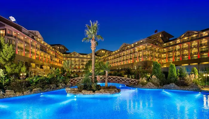 هتل آماری لاکچری ریزورت و ویلاز آنتالیا